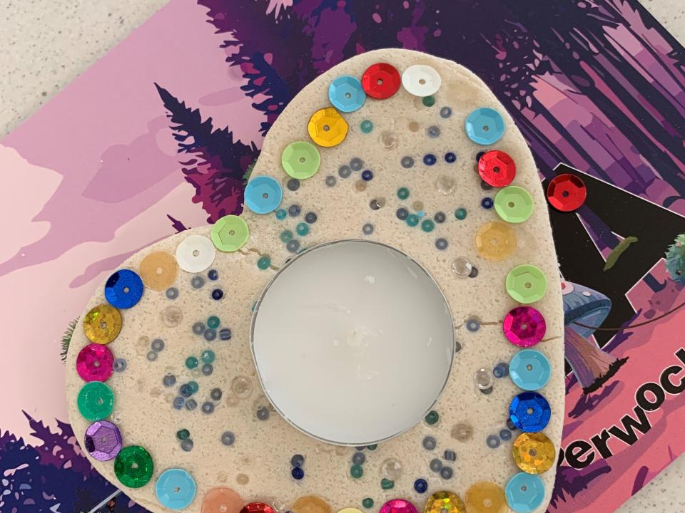 Ein farbenfrohes Herz.