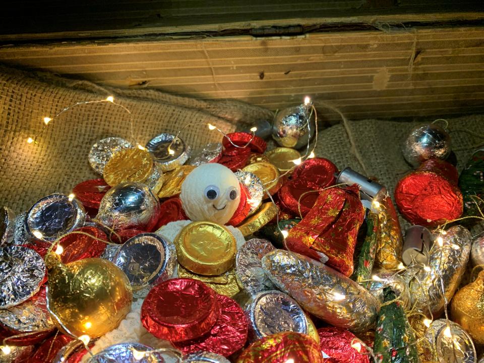 ...wartet der verborgene Schatz darauf, entdeckt zu werden.