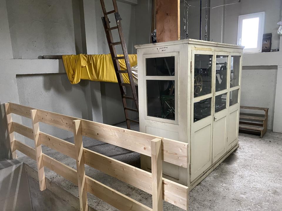 1. Turmetage, Uhrenwerk