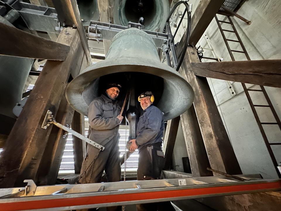 Das Expertenteam der Fa. Muff bei der Glockenrevidierung.