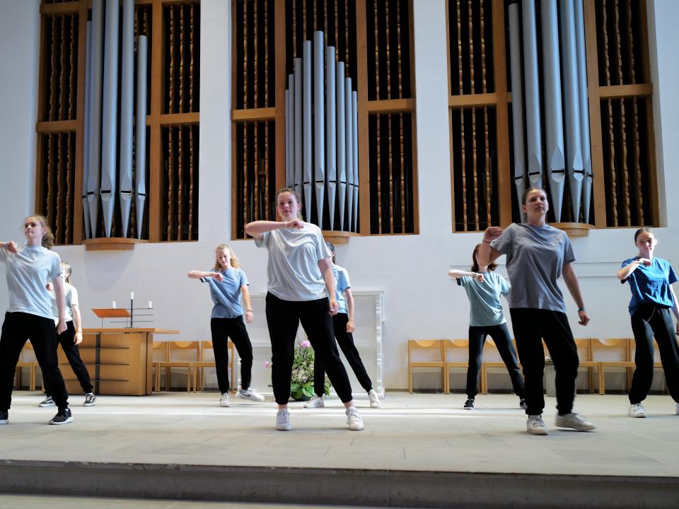 Evang. Amriswil: Round about