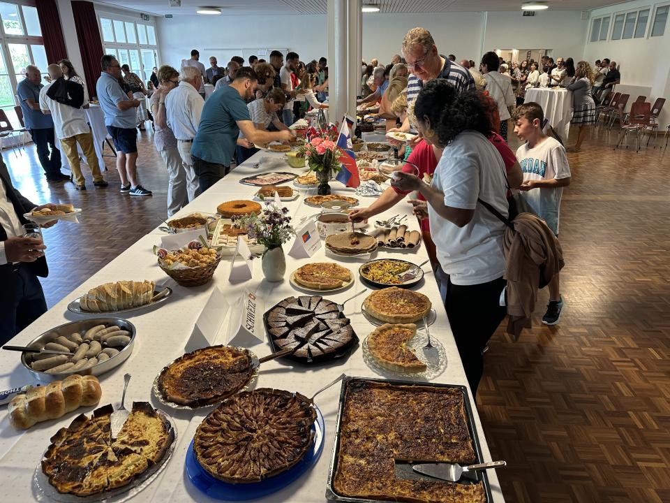 Tag der Völker, gemeinsamer Tisch