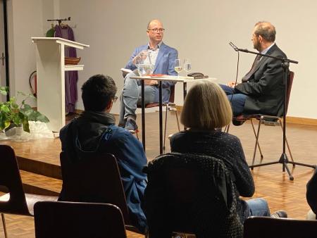 Diskussionsrunde mit Autor Giuseppe Gracia