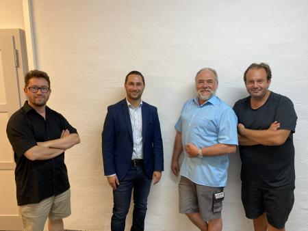 Florin Rexer (rechts) mit Team