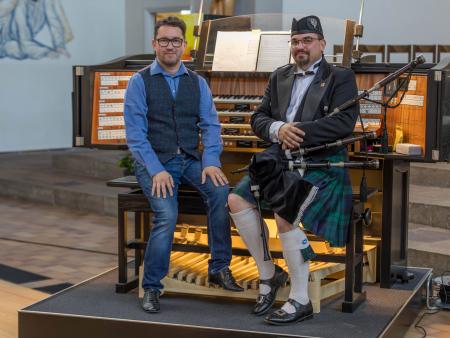 Dudelsack trifft Orgel: Klangreise in die Highlands